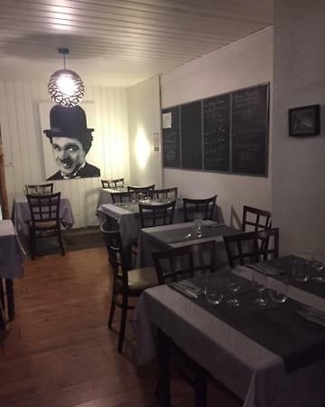 Hotel La Tour D'Auvergne ปงต์-ลับเบ ภายนอก รูปภาพ