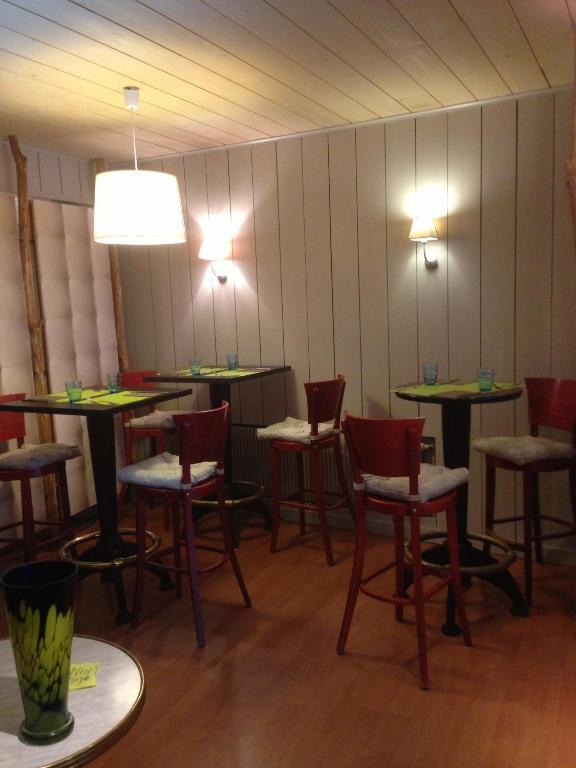 Hotel La Tour D'Auvergne ปงต์-ลับเบ ห้อง รูปภาพ
