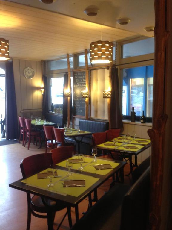 Hotel La Tour D'Auvergne ปงต์-ลับเบ ห้อง รูปภาพ